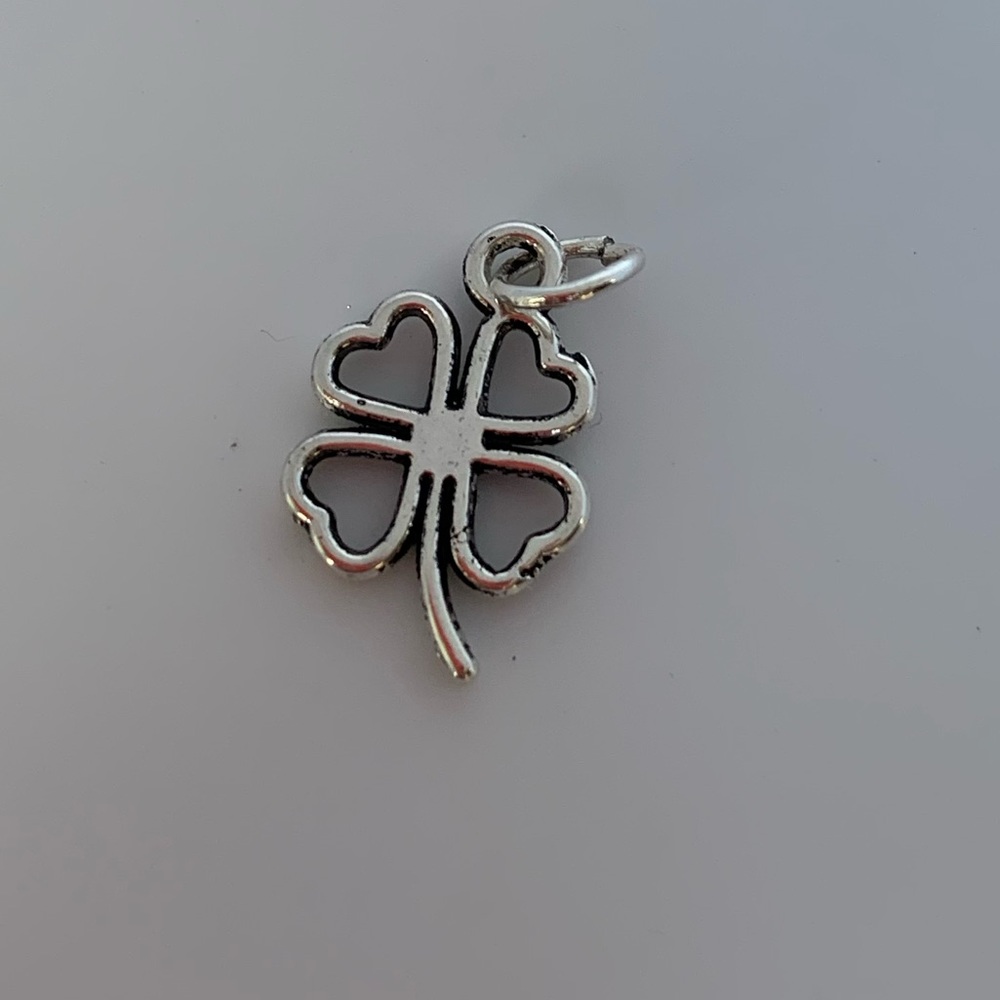 Four Leaf Clover Charm / Pendant